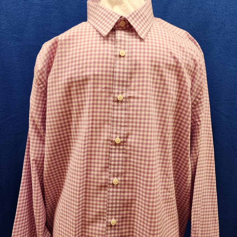UNTUCKit Men's Pink Gingham Button Down Shirt. NWOT